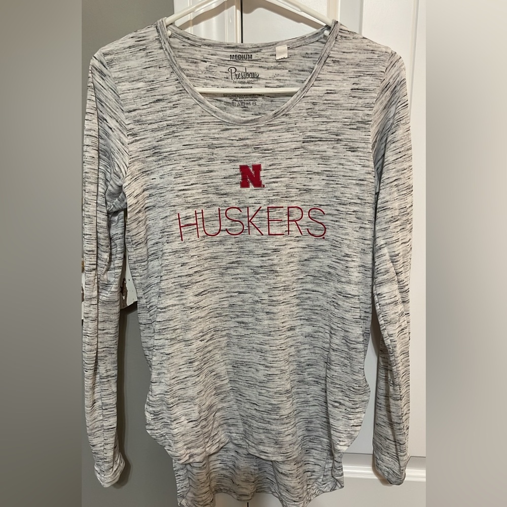Nebraska Huskers gray long sleeve Top - Womens
